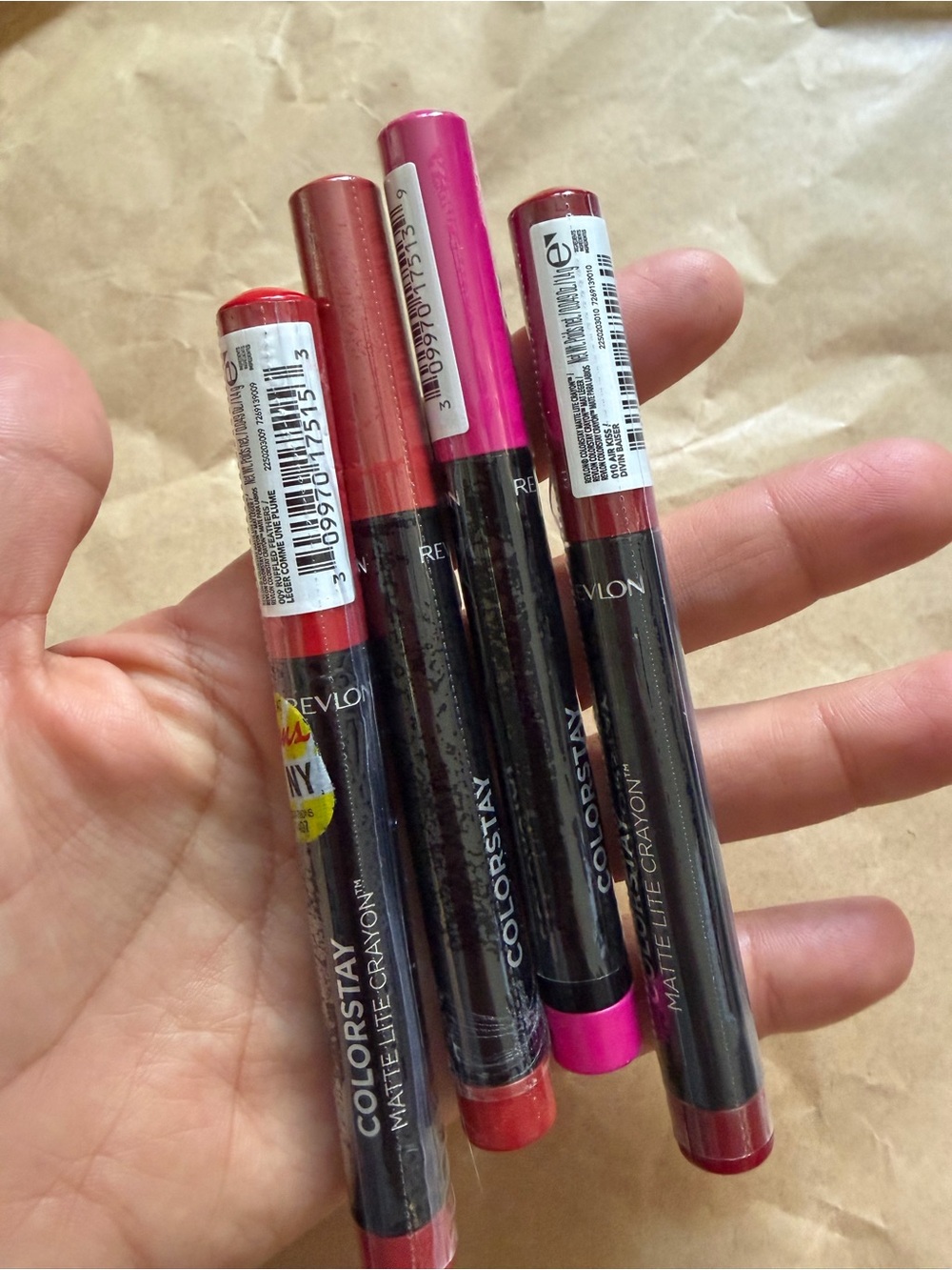 New Revlon ColorStay Matte Crayon Lipstick Set — Red & Bright Pink - Picture 2 of 4